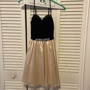 Charlotte Russe, Small, black/cream